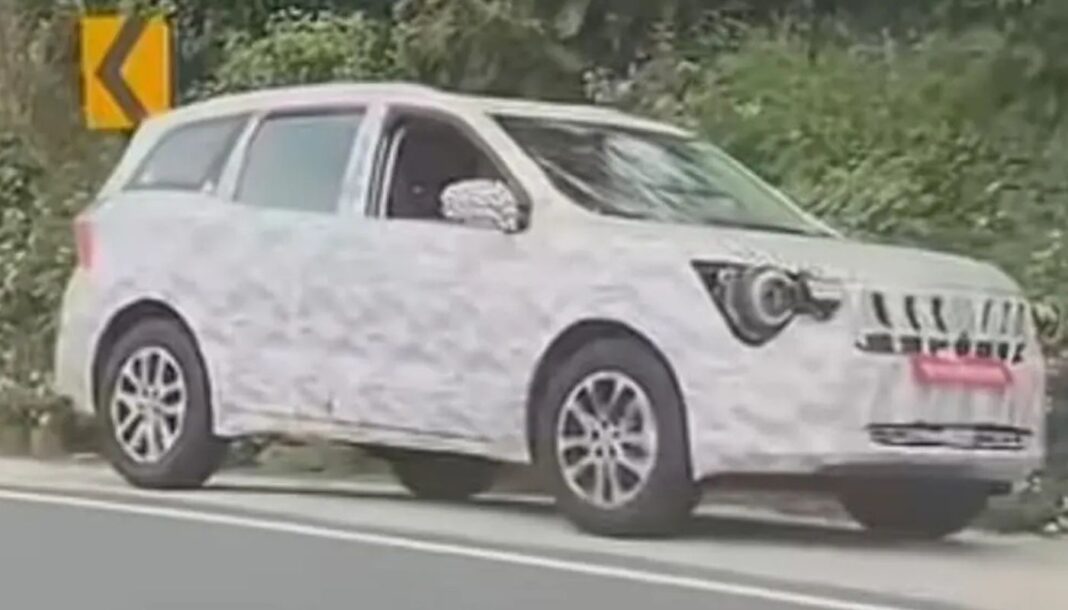 Mahindra XUV700