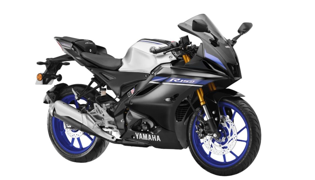 Yamaha R15