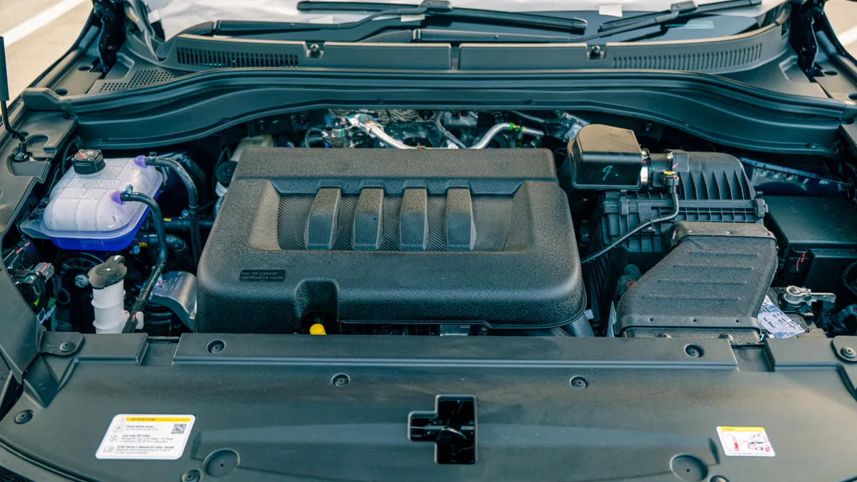 Mahindra XUV 7XO AX7