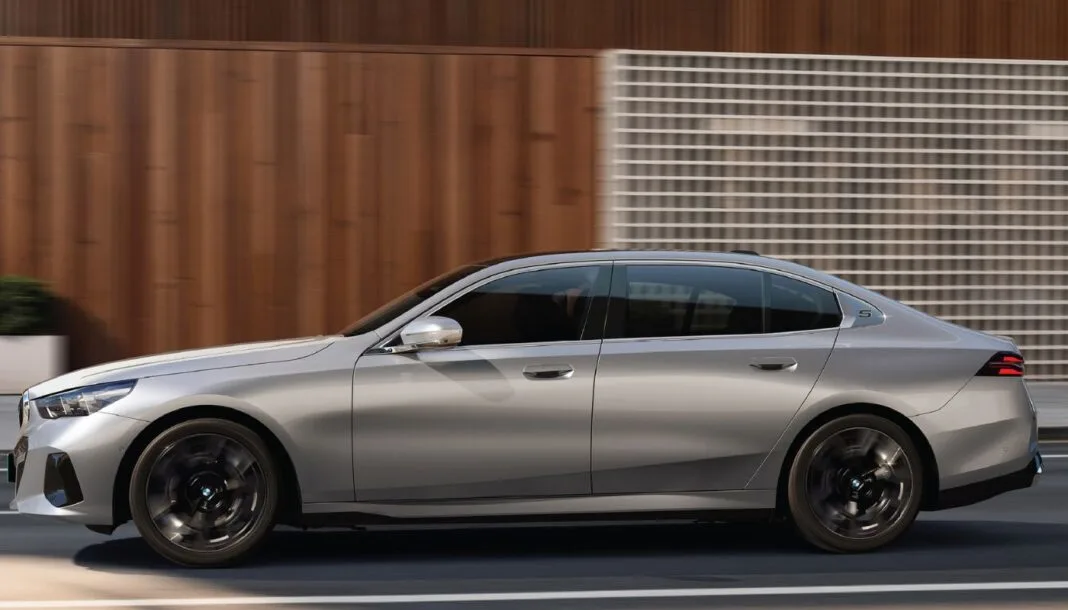 BMW i5 LWB Bookings