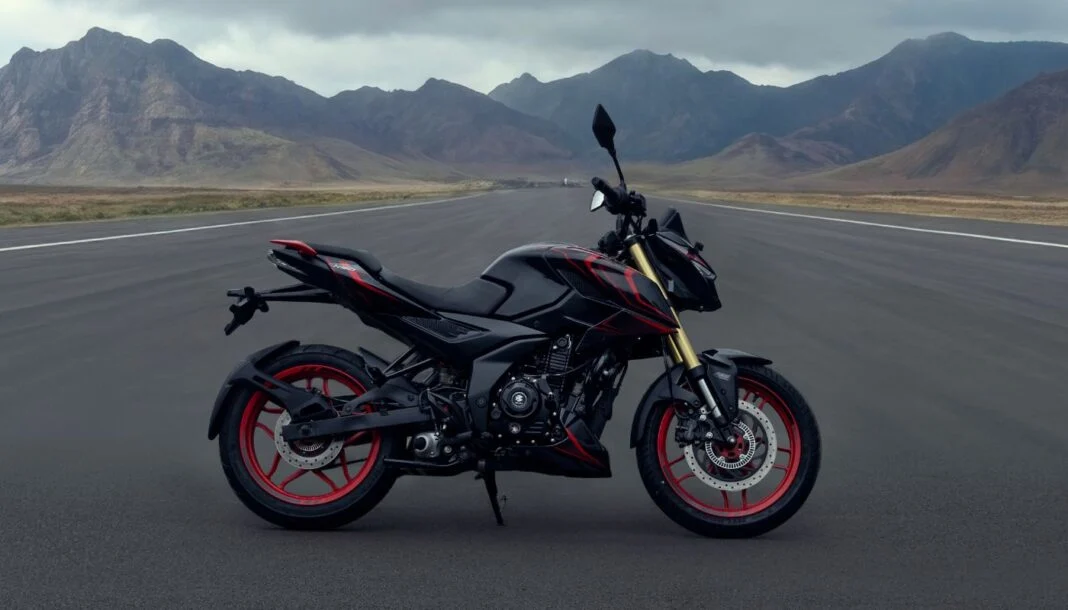 Bajaj-Pulsar-N160-S-N160-SS-1068x610