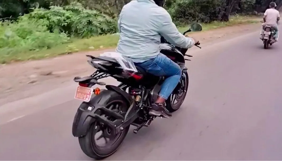 Bajaj Pulsar NS