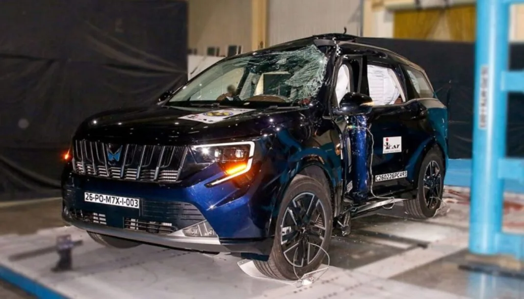 Mahindra XUV 7XO