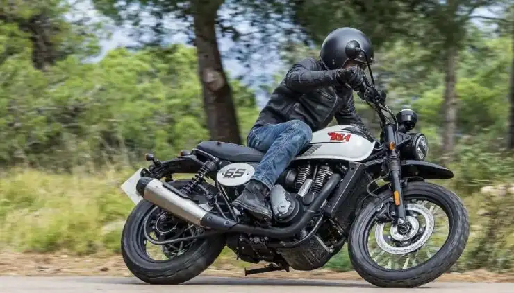 BSA Scrambler 650 India