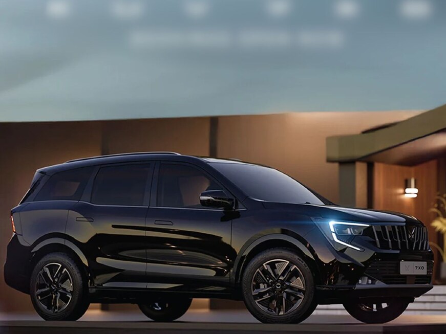 Mahindra XUV 7XO