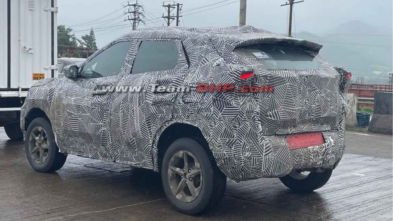 Automotive News